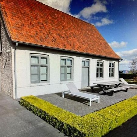 Schravenhoek Met Indoorzwembad En Sauna 弗尔内 外观 照片
