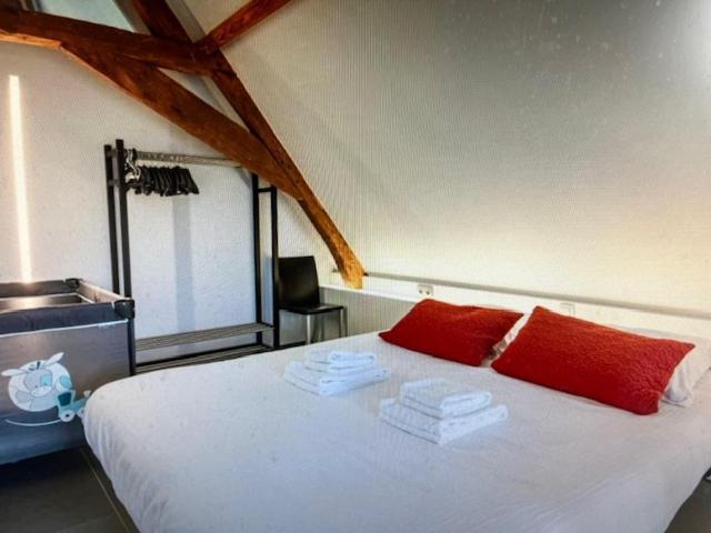 Schravenhoek Met Indoorzwembad En Sauna 弗尔内 外观 照片