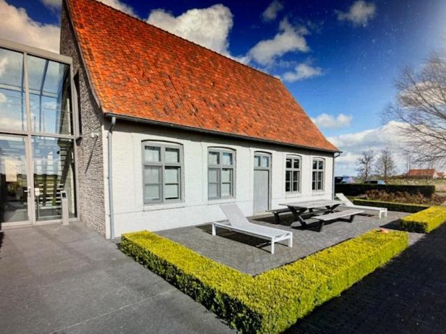 Schravenhoek Met Indoorzwembad En Sauna 弗尔内 外观 照片