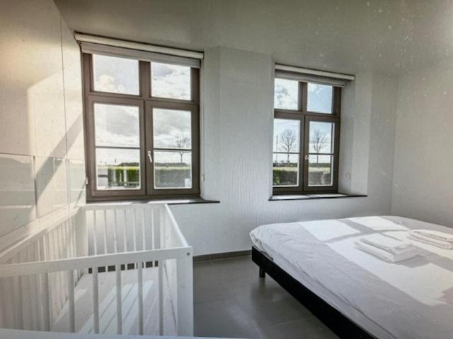 Schravenhoek Met Indoorzwembad En Sauna 弗尔内 外观 照片