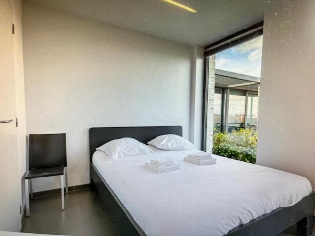 Schravenhoek Met Indoorzwembad En Sauna 弗尔内 外观 照片