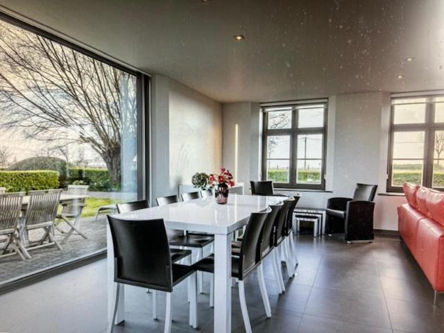 Schravenhoek Met Indoorzwembad En Sauna 弗尔内 外观 照片