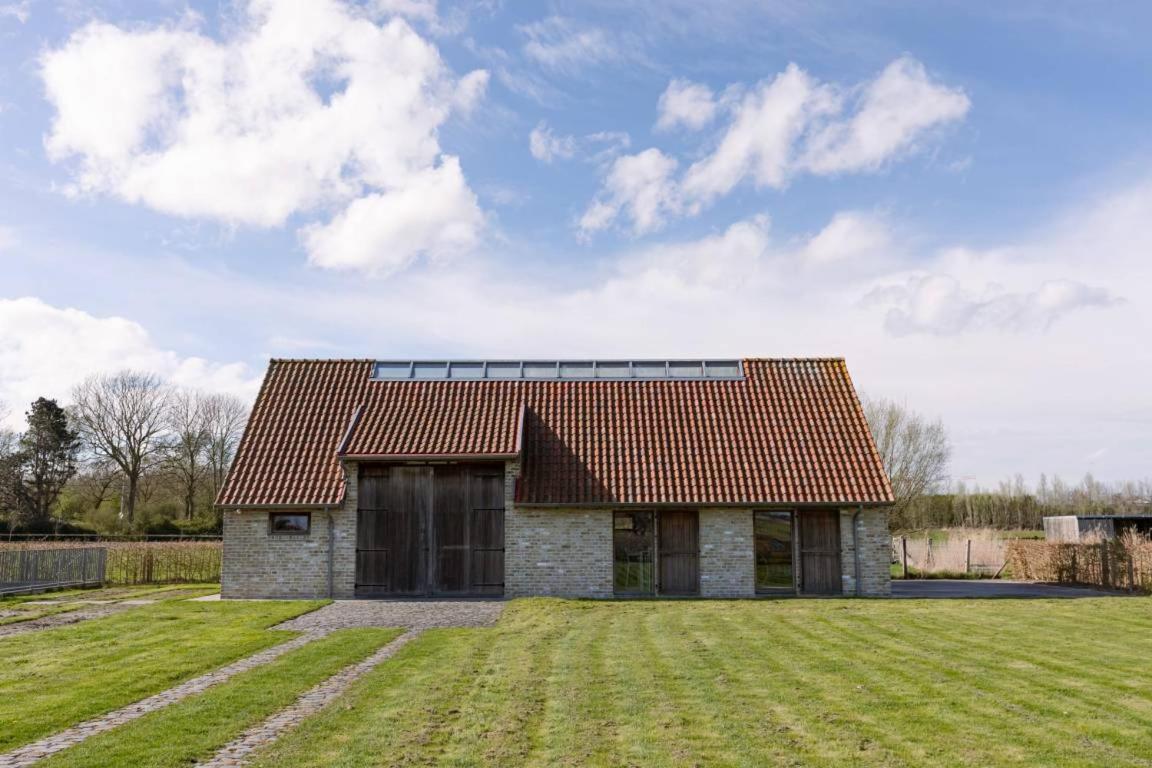 Schravenhoek Met Indoorzwembad En Sauna 弗尔内 外观 照片